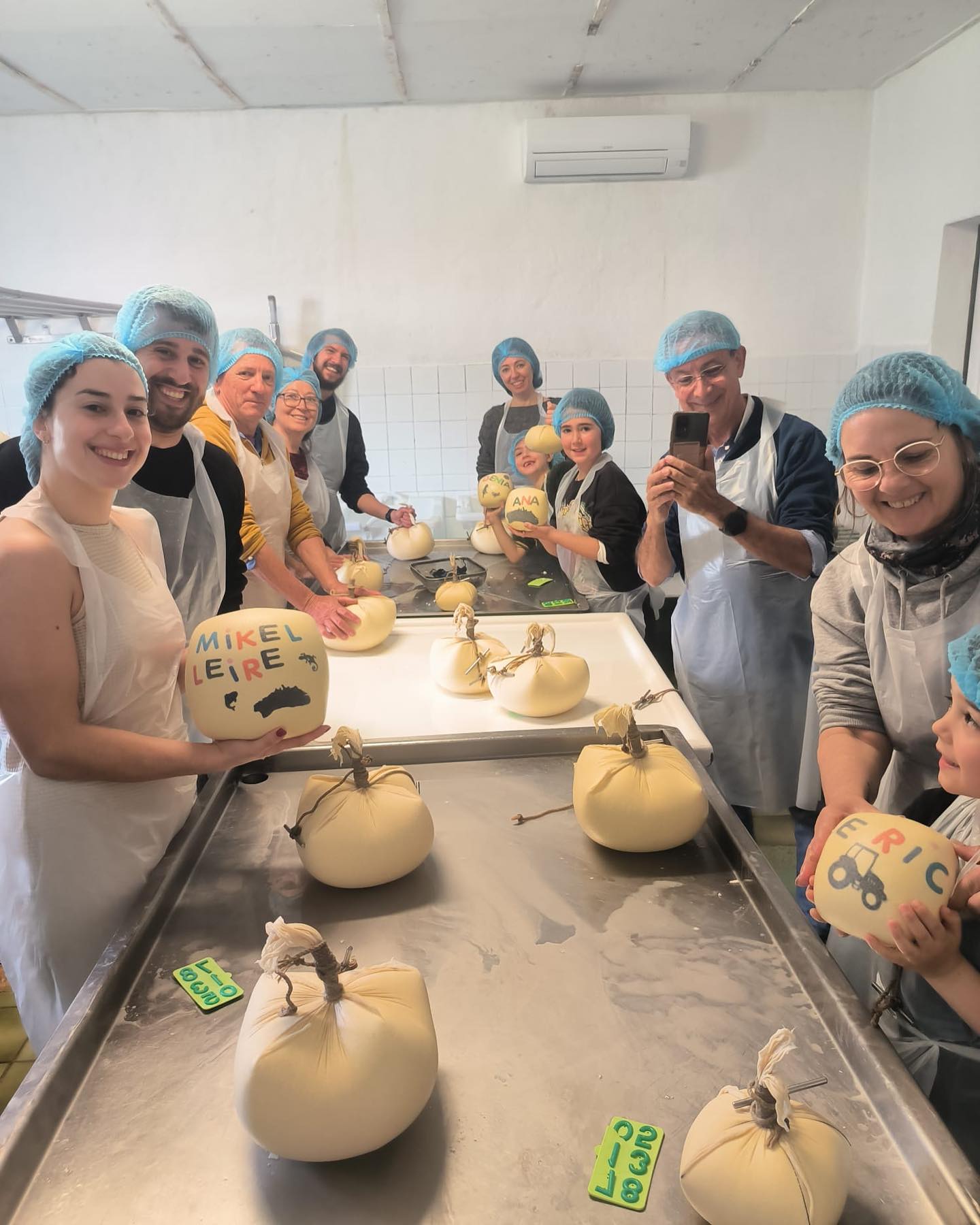 Elabora tu propio queso D.O.P. Menorca en Sa Roqueta