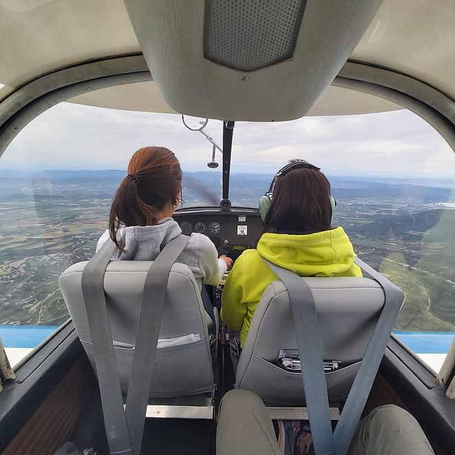 Private 45-minute light-aircraft flight over the Tena valley — photo 3